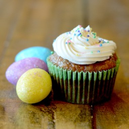 For Easter (or Any Spring Occasion): Carrot Cake Cupcakes