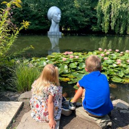 Enjoy Nature & Art at Grounds for Sculpture (plus a FREE printable Scavenger Hunt!)