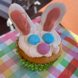 Funny Bunny Chocolate Chip Cupcakes for Easter