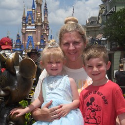 Disney World with Young Kids (Tips & Shopping List)